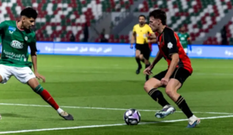 الرياض يحيي آمال البقاء بفوز ثمين على الفتح بهدف سيلا