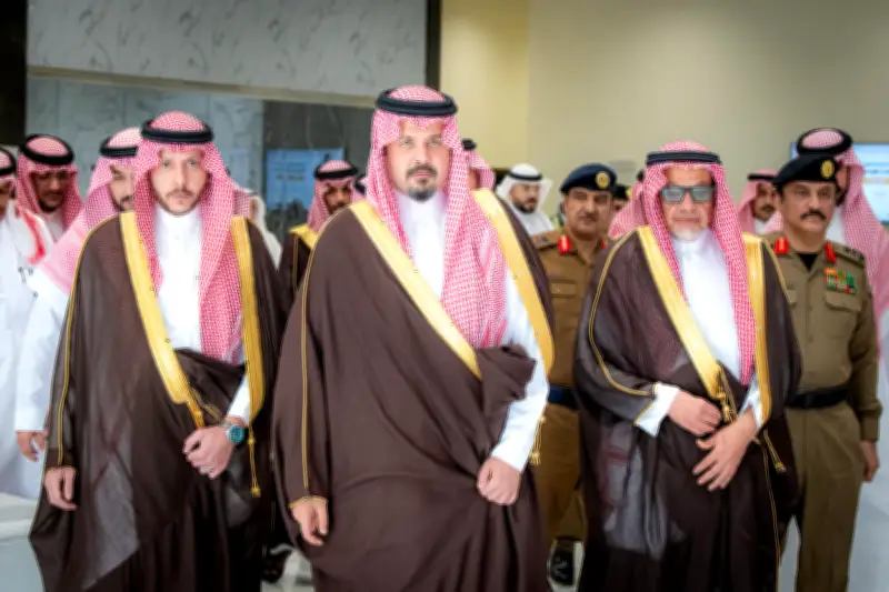 أمير المدينة المنورة يتفقد مركز الترحيب ويؤكد جاهزية الخدمات لضيوف الرحمن