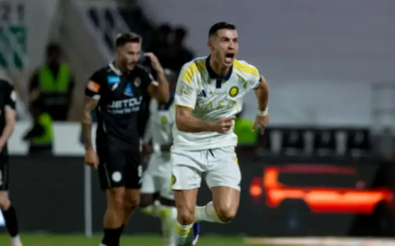 رونالدو وبينزيما في مواجهة مصيرية تحسم لقب الدوري السعودي