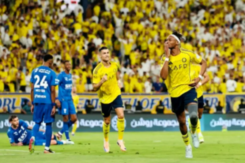 النصر يحسم ديربي الرياض ويفوز على الهلال بهدف نظيف