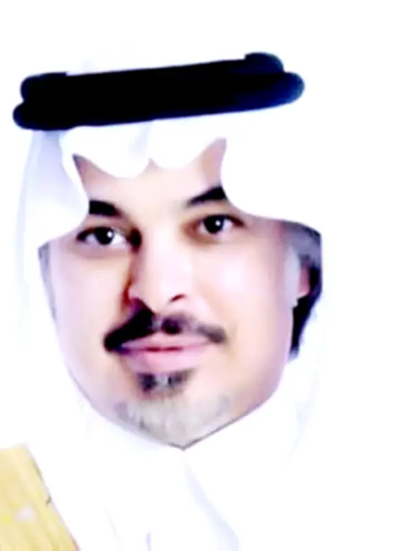 رحلة المكابدة في أدب رحلات الحج: معاناة الحجاج وتطور الخدمات