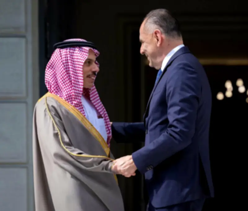 السعودية واليونان توقعان اتفاقية إعفاء دبلوماسي من التأشيرة