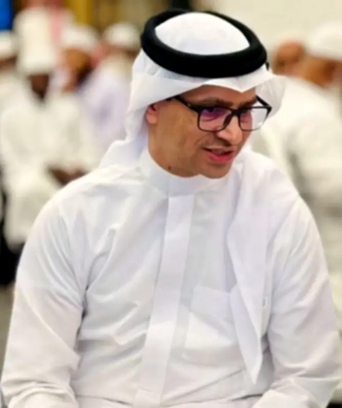 المشرف التربوي بدر الهويل ينال الدكتوراه في المناهج التعليمية
