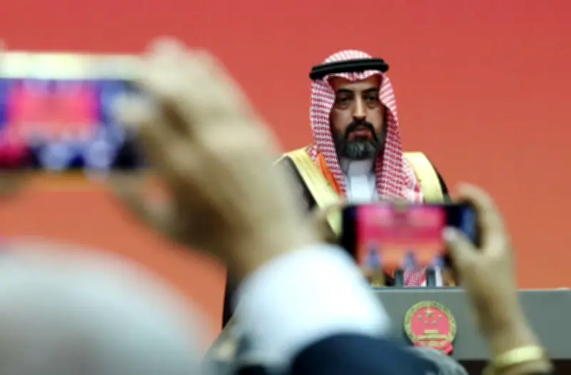 الصين تمنح سفير السعودية ميدالية الدبلوماسي المتميز في بكين