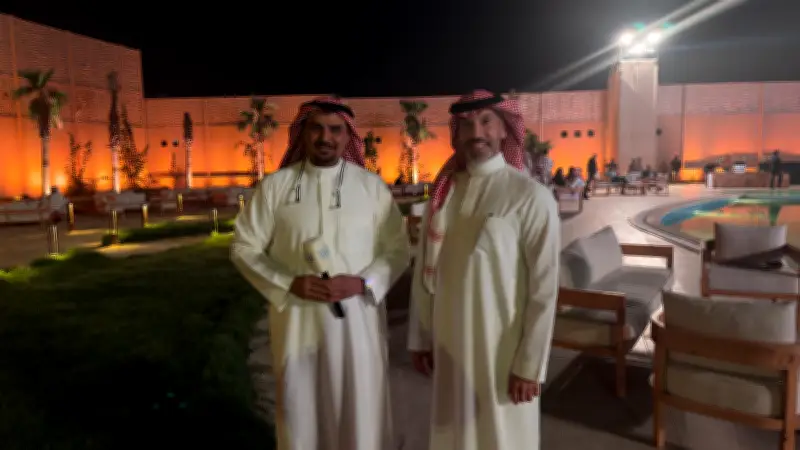 خبير سيارات يحذر من لهيب الصيف ويوصي بصيانة التبريد والتظليل الجيد