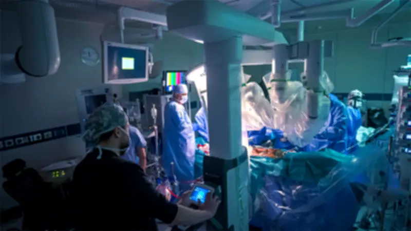 تجمع مكة الصحي يوسع الجراحة الروبوتية بمدينة الملك عبدالله الطبية