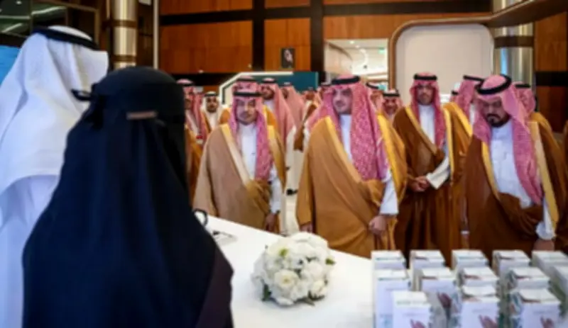 أمير عبدالعزيز بن سعود يرعى اختتام منتدى الصحة والأمن في الحج بجدة
