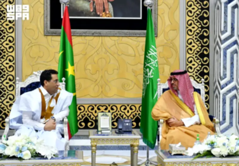 رئيس وزراء موريتانيا يصل جدة لتعزيز العلاقات الثنائية مع السعودية