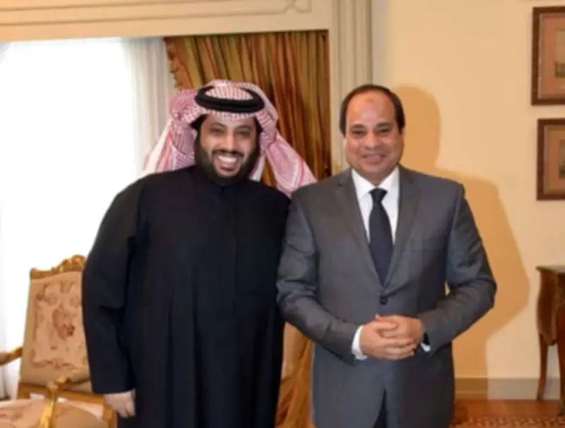 تركي آل الشيخ يشكر السيسي قبل ليلة الملاكمة الكبرى في مصر