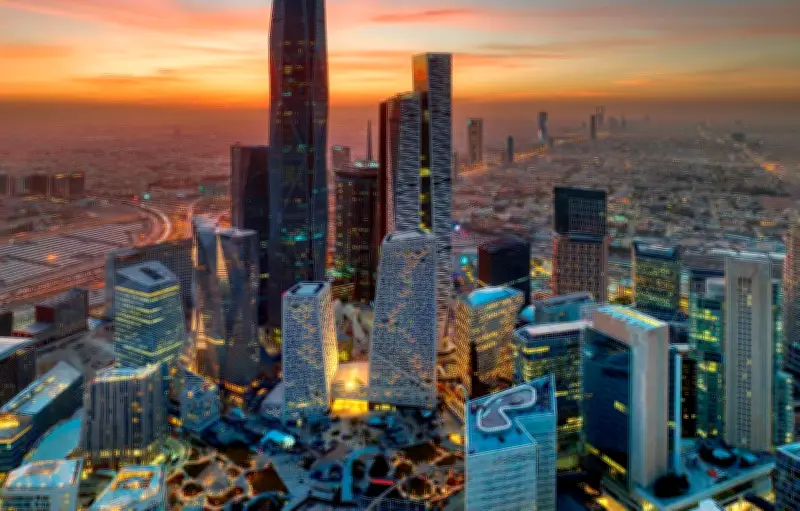 إيقاف التكليفات الجديدة للمستشارين الغربيين في السعودية