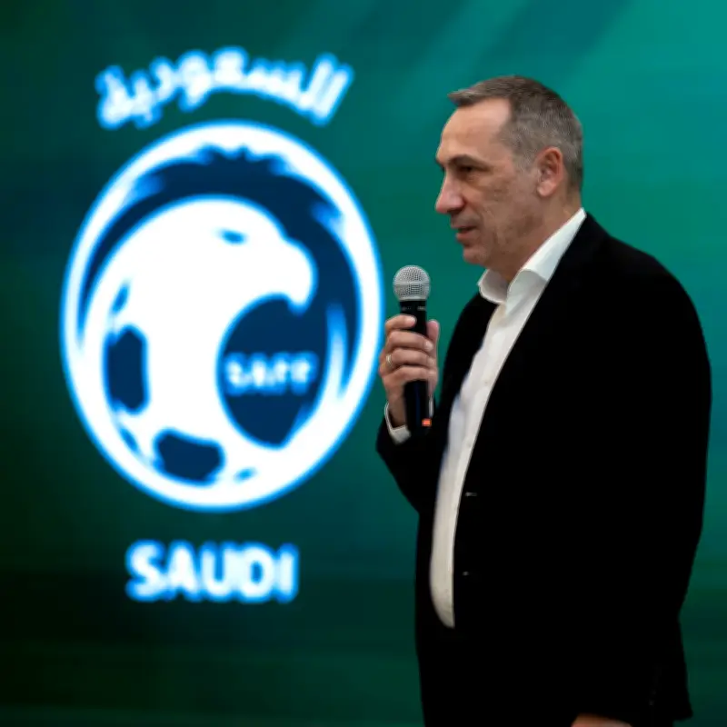 دونيس: أغلب لاعبي المنتخب السعودي في وضع جيد باستثناء العقيدي