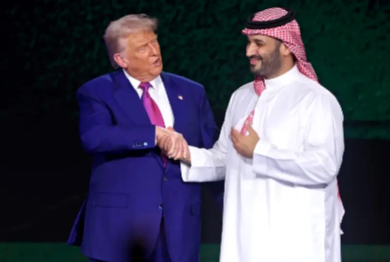 ولي العهد السعودي يشارك في اتصال هاتفي مع ترامب وقادة مسلمين لخفض التصعيد