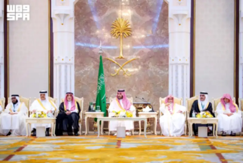 ولي العهد يستقبل المهنئين بعيد الأضحى بقصر منى ويؤكد اعتزاز القيادة بخدمة الحرمين