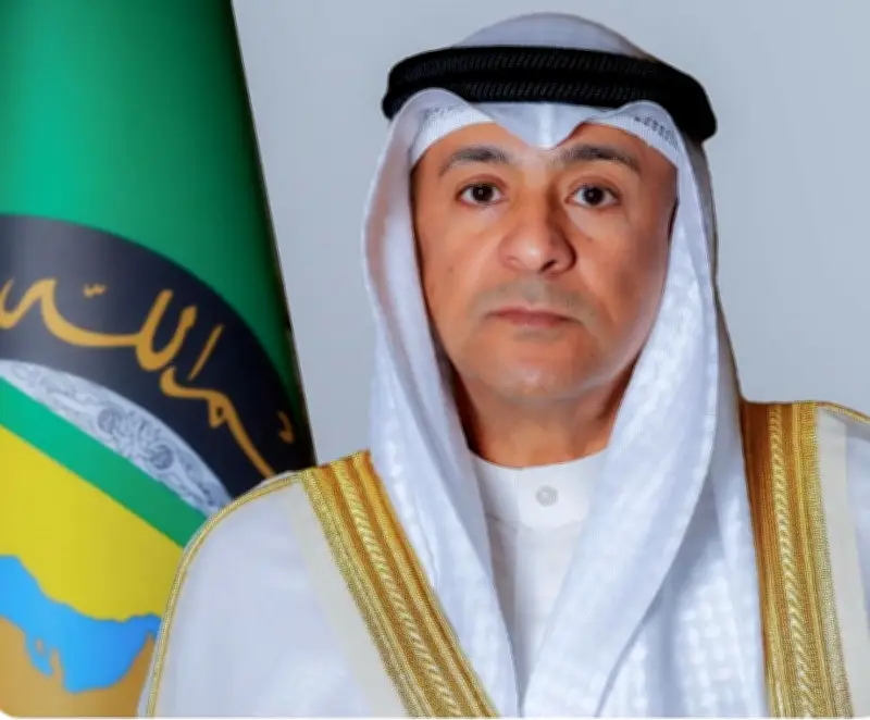 البدوي يدين الهجمات الإيرانية على الكويت ويؤكد دعم دول الخليج