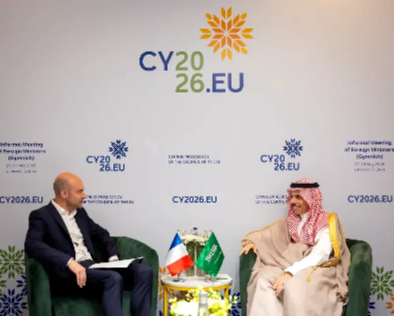 وزير الخارجية السعودي يبحث مع نظيره الفرنسي تعزيز العلاقات والمستجدات الإقليمية
