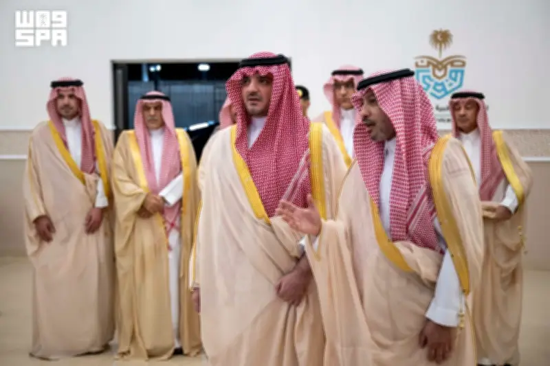 وزير الداخلية يتفقد سير الخدمات الصحية في المشاعر المقدسة