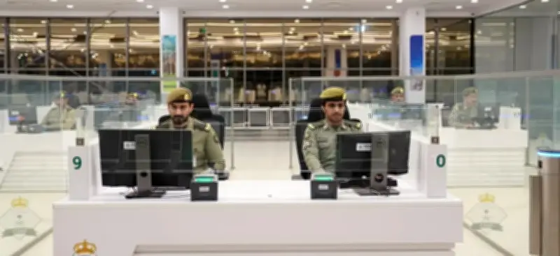 الجوازات تؤكد جاهزيتها لإنهاء إجراءات مغادرة الحجاج
