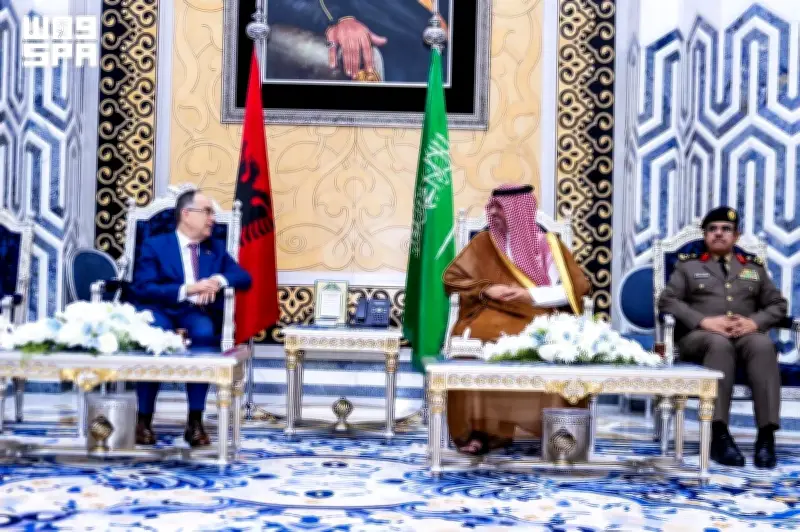 رئيس ألبانيا يغادر جدة بعد أداء مناسك الحج