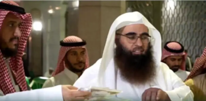 إطلاق مبادرة "روّاد طيبة" لاستقبال زوار المسجد النبوي وتقديم الإرشاد الشرعي