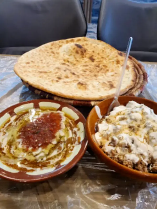 استشاري سكري يحدد ضوابط تناول الفول والتميس ويحذر من جمعهما مع المعصوب