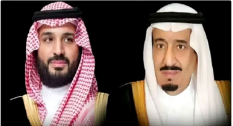 شيخ الأزهر يهنئ خادم الحرمين وولي العهد بنجاح موسم الحج