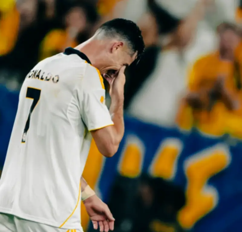 دموع كريستيانو في تتويج النصر: أسطورة تبكي فرحاً في حائل