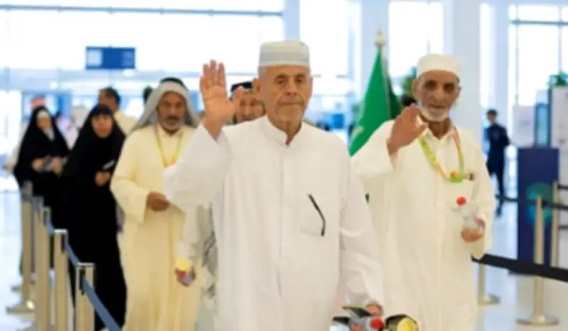 حجاج بيت الله يعيشون أجواء إيمانية في المدينة المنورة بعد أداء المناسك