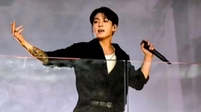 مشتبه به في اختراق حسابات نجم BTS جونغكوك يُسلم إلى كوريا