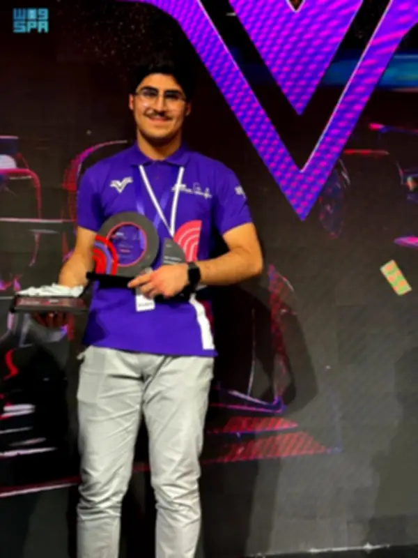 من متسابق إلى محكّم: رحلة محمد المسبح مع سباق STEM السعودي