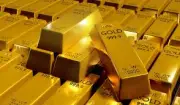 ارتفاع أسعار الذهب بأكثر من 1% بفضل ضعف الدولار وانخفاض النفط