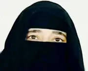قصة مأساوية لمسنة في دار رعاية: الممر رقم 14 ومنفى داخل المنفى