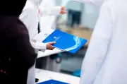 مليارا ريال مكافآت لـ27 ألف موظف انتقلوا من الصحة إلى التجمعات