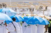 مبادرة في عون ضيوف الرحمن تخدم 40 ألف حاج في يومها الأول