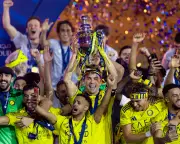كيف استعاد النصر هيبته وتوج بلقب دوري روشن بعد 6 مواسم من الغياب