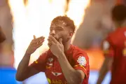 القادسية يعزز آمال الهلال بفوزه على النصر بثلاثية في دوري روشن
