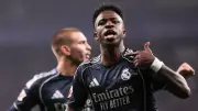 فينيسيوس يقود ريال مدريد لتخطي إسبانيول ويؤجل تتويج برشلونة