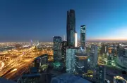 عودة القطاع الخاص غير النفطي السعودي للتوسع في أبريل بعد انكماش مارس