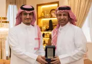 سفير المملكة يبحث مع مدير 