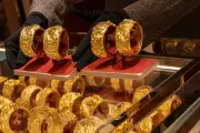 الذهب يواصل الصعود مع تراجع المخاوف التضخمية وتصاعد التفاؤل حيال إيران