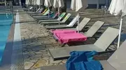 طيار ألماني يربح دعوى قضائية ضد شركة سياحية بسبب حجز المناشف