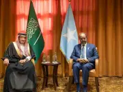 رئيس الصومال يلتقي نائب وزير الخارجية السعودي في كامبالا