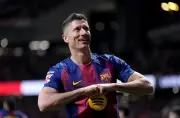 ليفاندوفسكي يقترب من دوري روشن السعودي بعد رحيله عن برشلونة