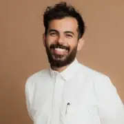 عبدالرحمن أبومالح ينفي خلافات وراء مغادرة منصبه في ثمانية
