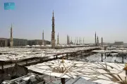 منظومة متكاملة في ساحات المسجد النبوي لتخفيف الحرارة وخدمة الزوار