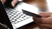 ثلاثة أسباب لتراجع الإقبال على المتاجر التقليدية في السعودية