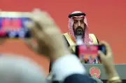 الصين تمنح سفير السعودية ميدالية الدبلوماسي المتميز في بكين