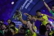 عبدالإله العمري يحقق لقب الدوري السعودي موسمين متتاليين مع فريقين مختلفين