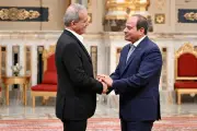 السيسي يطالب إيران بالمرونة ويعلن دعمه للحل السلمي في اتصال مع بزشكيان