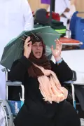 مشعر عرفات يشهد خشوع الحجاج ودعواتهم في يوم التصعيد المبارك