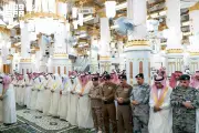 جموع المصلين يؤدون صلاة عيد الأضحى في المسجد النبوي بحضور نائب أمير المدينة